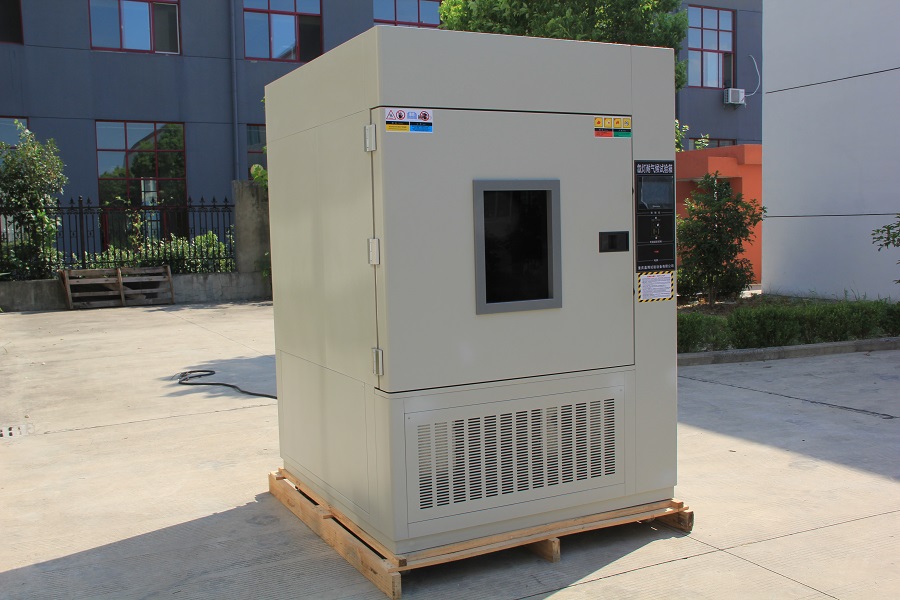 氙燈老化試驗箱發往建筑科學研究院